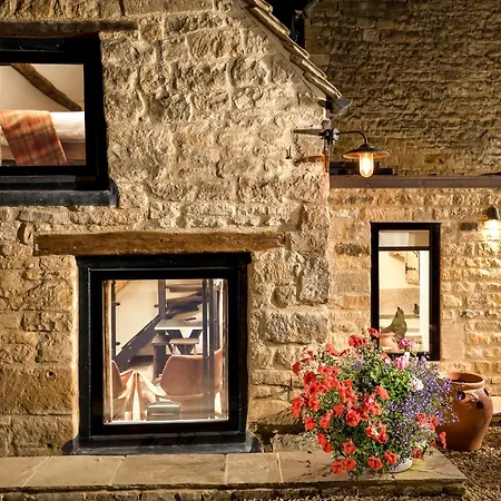 Bantam Tea Rooms-3
